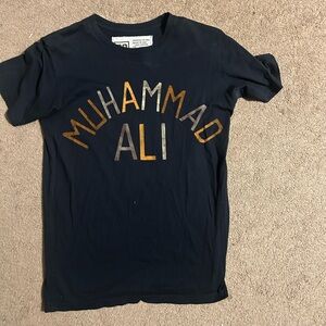 Roots of Fight Muhammad Ali Tshirt Men's Size Small